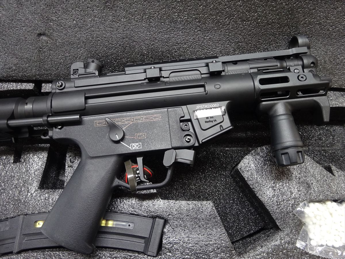 東京マルイ　MP5K M4ストックカスタム